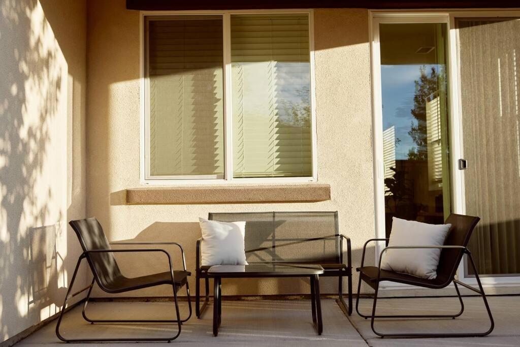 New Upscale House, Tahoe 30-Min W/ Cal King รีโน ภายนอก รูปภาพ