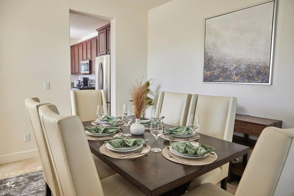 New Upscale House, Tahoe 30-Min W/ Cal King รีโน ภายนอก รูปภาพ